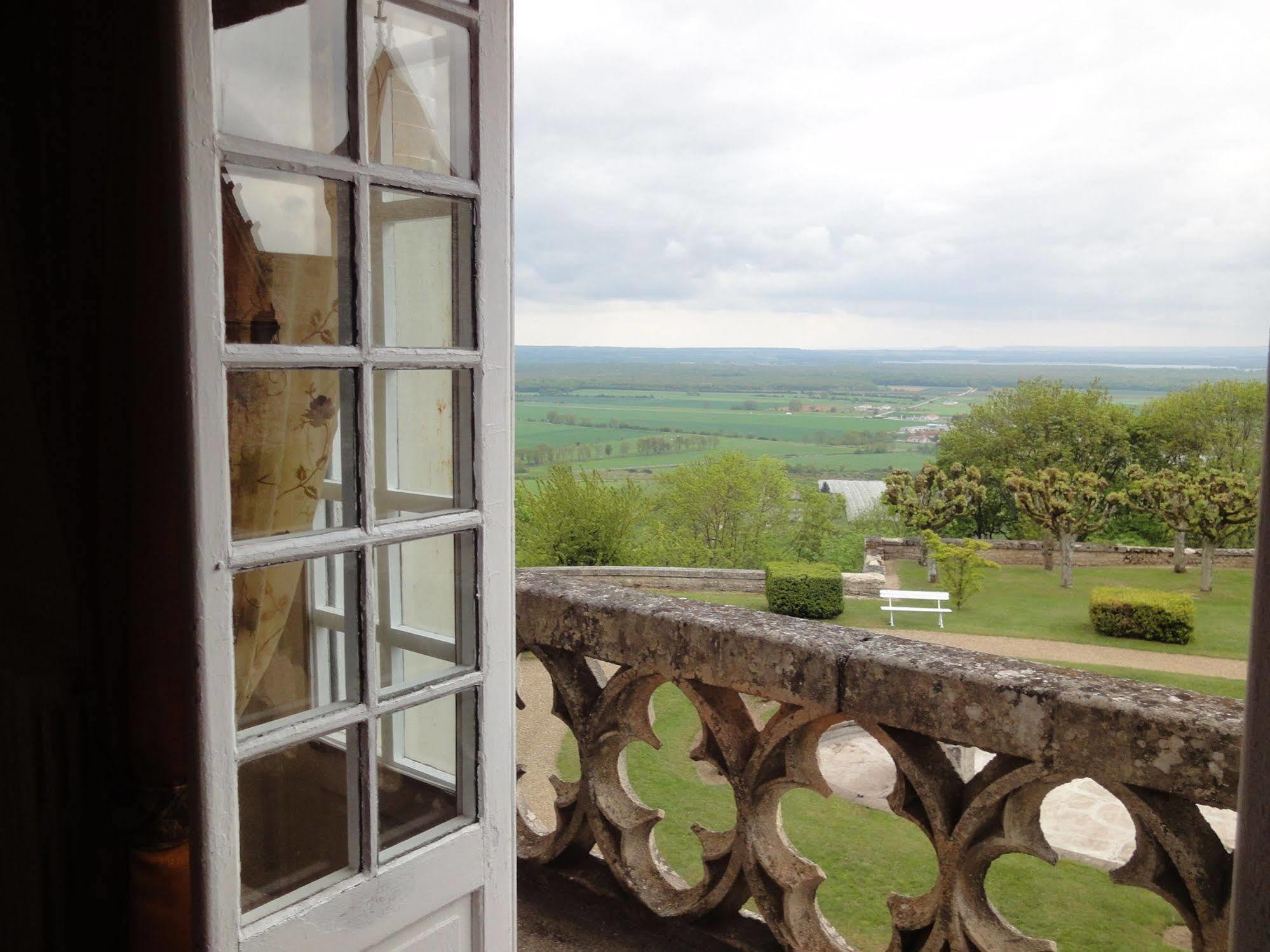 Hattonchatel Chateau & Restaurant La Table Du Chateau Exteriör bild